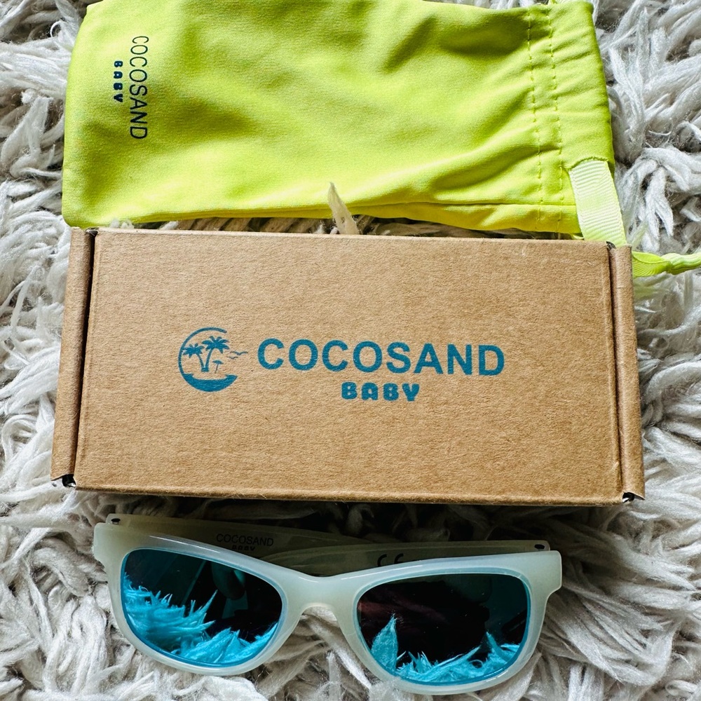 White and Blue Sporty Sunglasses with Reflective Lenses